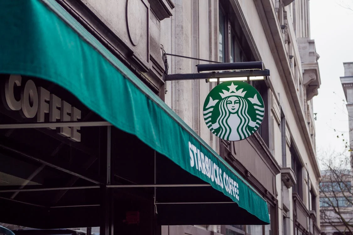 Descubra tudo sobre o que é franchising e como iniciar seu negócio